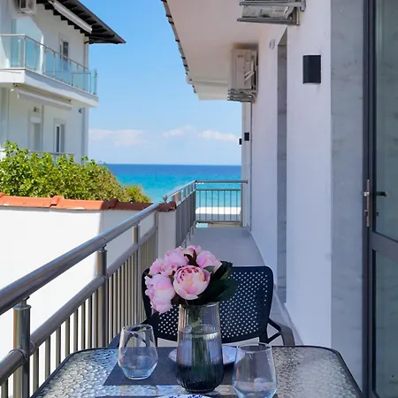 Emerial Deluxe Seaside 3* Skala Potamia (Thasos)