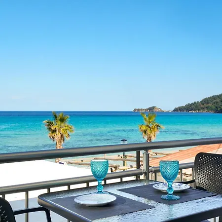 شقة فندقية Emerial Deluxe Seaside 3*