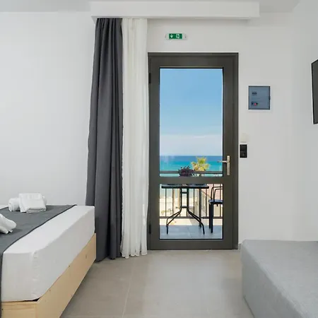 Emerial Deluxe Seaside شقة فندقية 3*