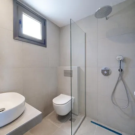 Emerial Deluxe Seaside شقة فندقية سكالا بوتامياس