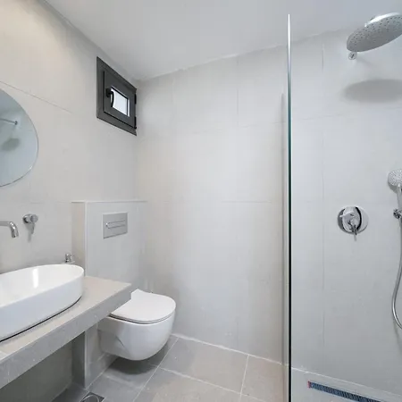 Emerial Deluxe Seaside 3* سكالا بوتامياس