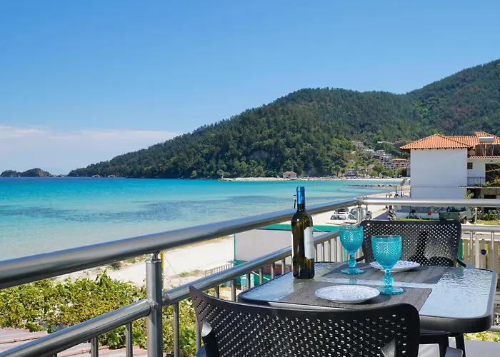 Emerial Deluxe Seaside 3* Скала-Потамиас