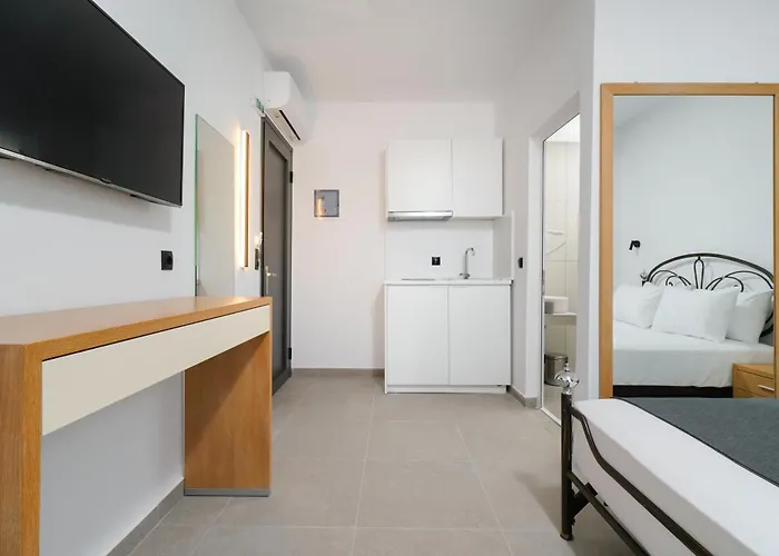 Emerial Deluxe Seaside 3* Скала-Потамиас